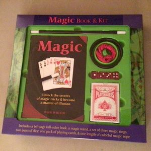 Magic Book & Kit - New